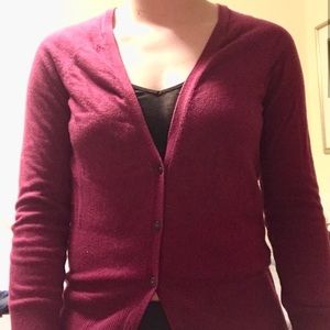 Button down low neck cardigan